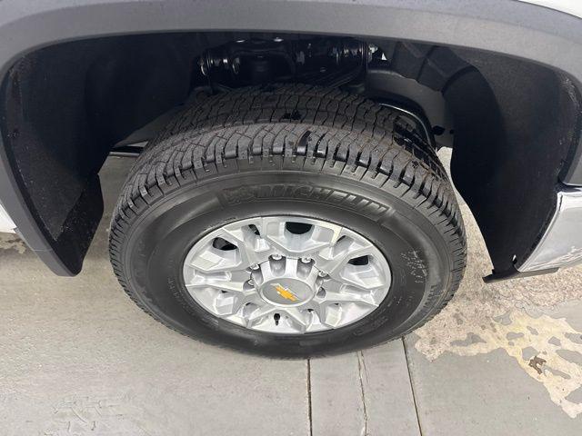 2026 Chevrolet Silverado 3500HD Crew Cab, Long Bed, LT Dual Rear Wheel, RWD
