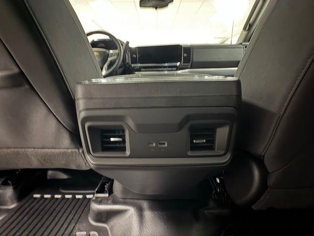 2026 Chevrolet Silverado 3500HD Crew Cab, Long Bed, LT Dual Rear Wheel, RWD