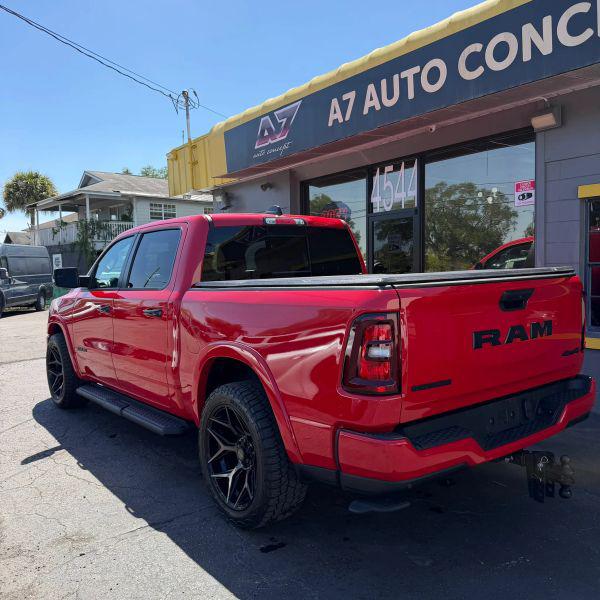 2025 Ram 1500 Big Horn Crew Cab 4x4 5'7" Box