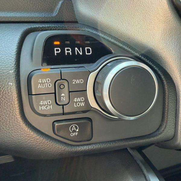 2025 Ram 1500 Big Horn Crew Cab 4x4 5'7" Box