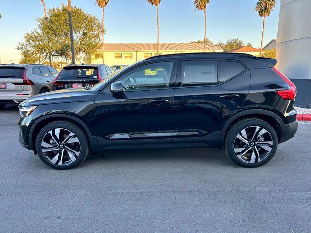 2026 Volvo XC40 Ultra, B5 AWD Gas (mild hybrid), Dark