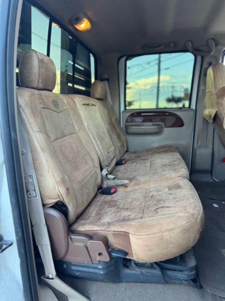 2004 Ford F-250 Lariat
