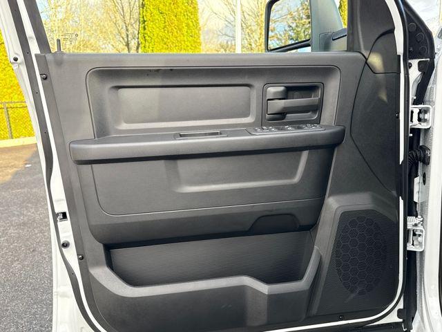 2026 Ram 2500 Black Express Crew Cab 4x4 64 Box
