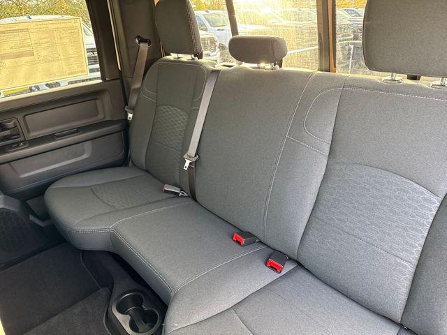 2026 Ram 2500 Black Express Crew Cab 4x4 64 Box