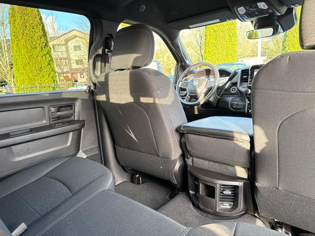 2026 Ram 2500 Black Express Crew Cab 4x4 64 Box