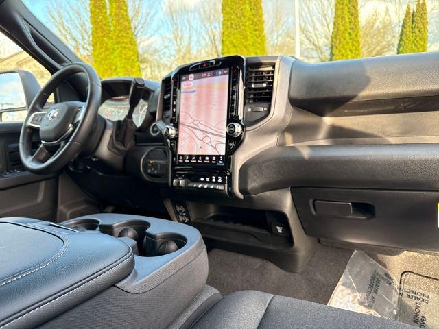 2026 Ram 2500 Black Express Crew Cab 4x4 64 Box