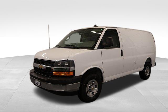 2025 Chevrolet Express Cargo Van RWD 2500 Regular Wheelbase WT
