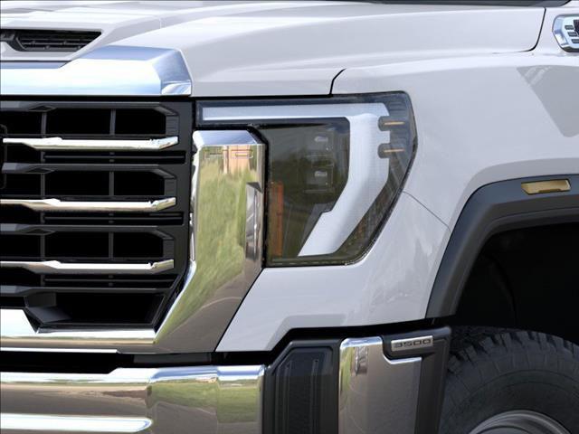 2025 GMC Sierra 3500HD Pro