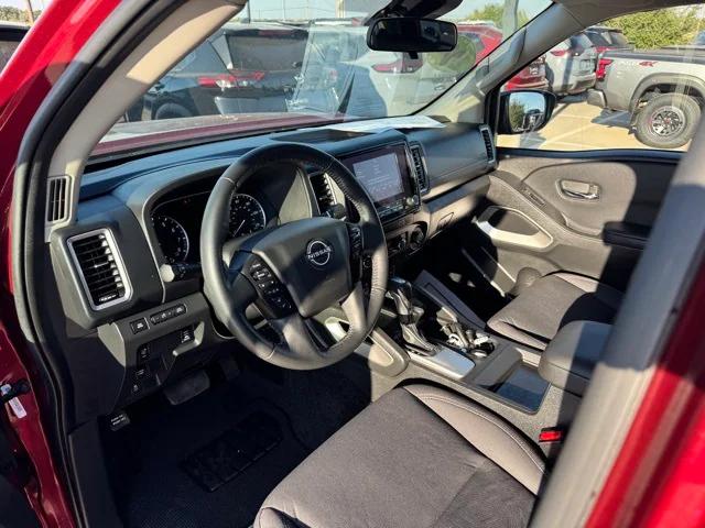 2024 Nissan Frontier Crew Cab SV 4x2