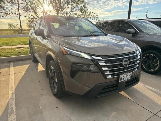 2025 Nissan Rogue SV FWD