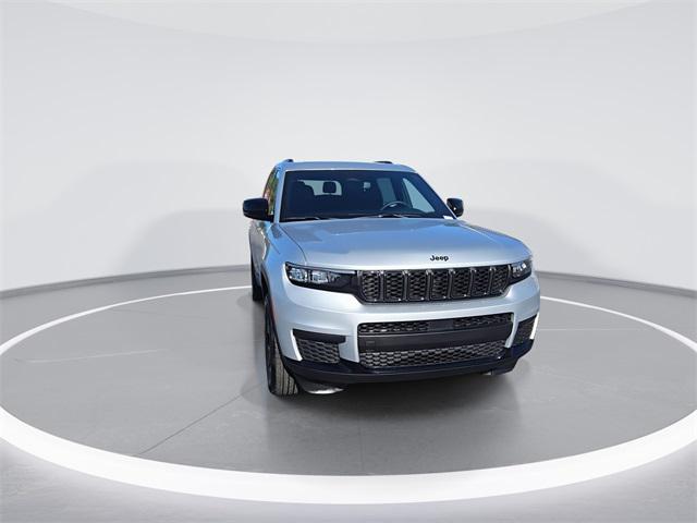2024 Jeep Grand Cherokee L Altitude X 4x2