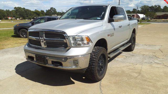 2017 RAM 1500 Lone Star Silver Crew Cab 4x2 57 Box 2017 RAM 1500 Lone Star Silver Crew Cab 4x2 57 Box