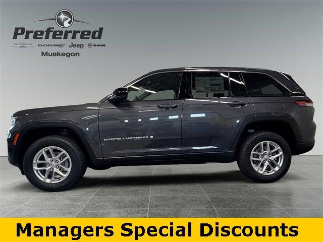 2025 Jeep Grand Cherokee Laredo X 4x4 2025 Jeep Grand Cherokee Laredo X 4x4