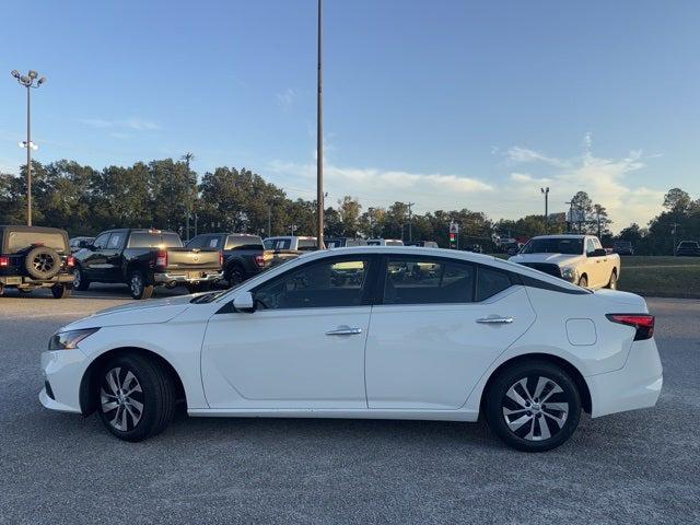 2022 Nissan Altima S FWD