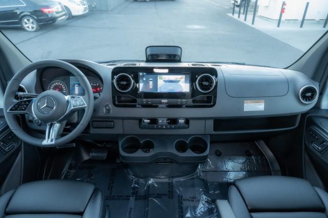 2026 Mercedes-Benz Sprinter Crew Van Standard Roof 4-Cyl Diesel