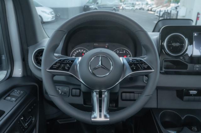 2026 Mercedes-Benz Sprinter Crew Van Standard Roof 4-Cyl Diesel