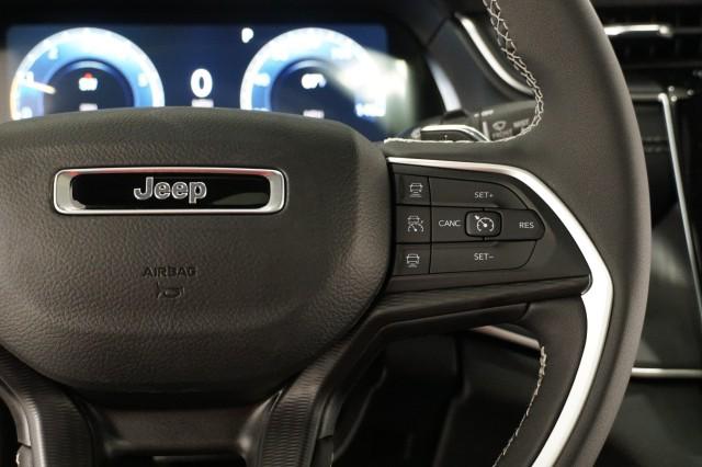 2025 Jeep Grand Cherokee Altitude X 4x2