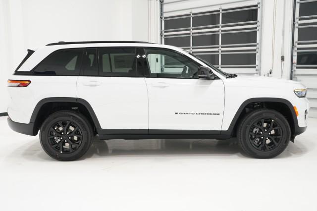 2025 Jeep Grand Cherokee Altitude X 4x2