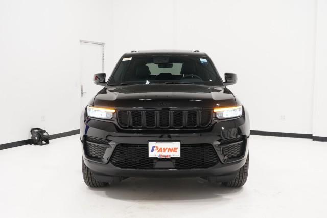 2025 Jeep Grand Cherokee Altitude X 4x2
