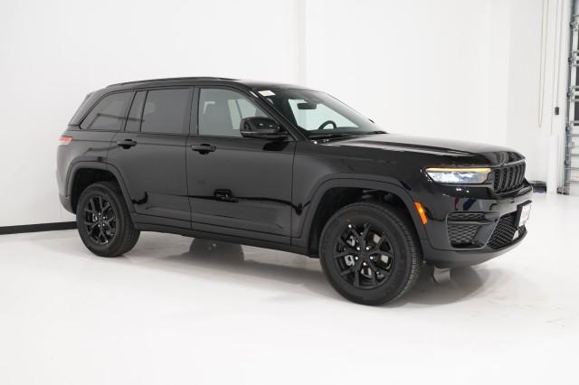 2025 Jeep Grand Cherokee Altitude X 4x2