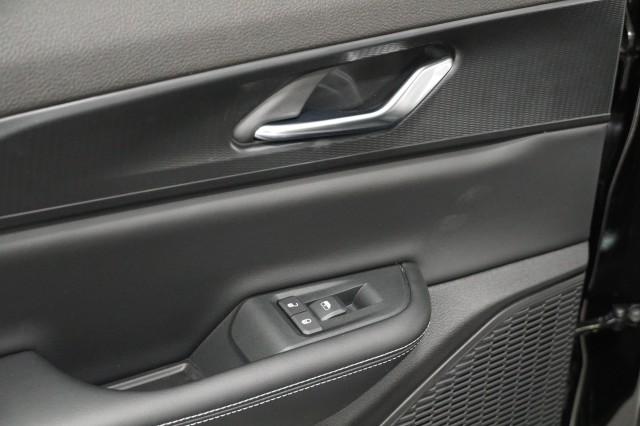 2025 Jeep Grand Cherokee Altitude X 4x2