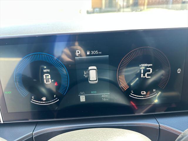 2026 Hyundai Santa Fe Hybrid SE