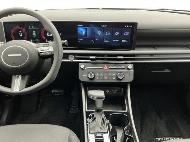 2025 Hyundai Tucson SE