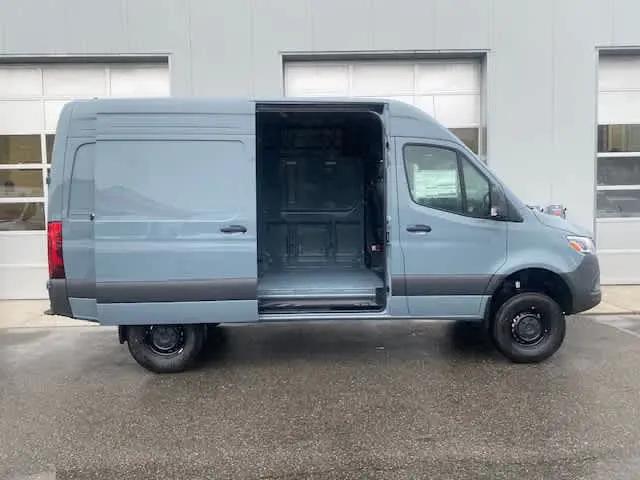 2026 Mercedes-Benz Sprinter 2500 Standard Roof 4-Cyl Diesel HO