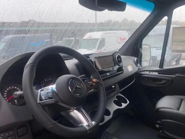 2026 Mercedes-Benz Sprinter 2500 Standard Roof 4-Cyl Diesel HO