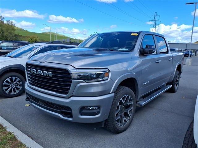 2025 RAM 1500 Laramie Crew Cab 4x4 57 Box