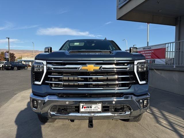 2024 Chevrolet Silverado 3500HD 4WD Crew Cab Standard Bed LTZ