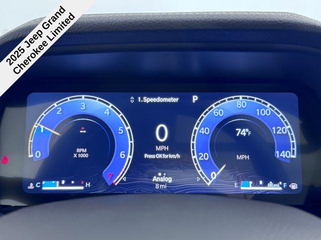 2025 Jeep Grand Cherokee GRAND CHEROKEE LIMITED 4X4