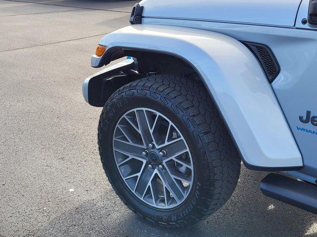 2024 Jeep Wrangler 4xe Summit 4xe