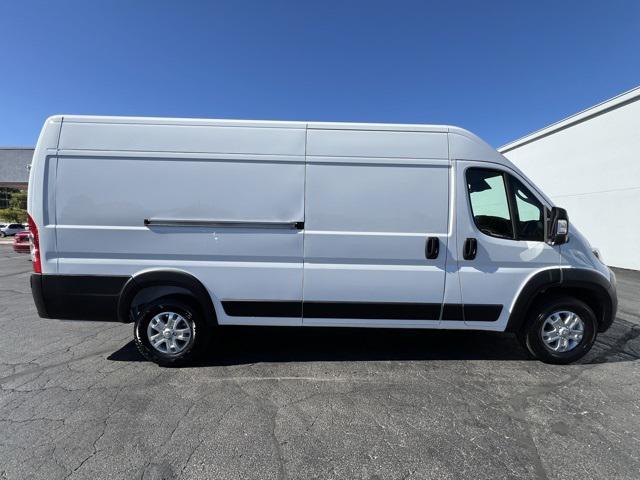 2025 RAM ProMaster 3500 Cargo Van SLT High Roof 159 WB EXT