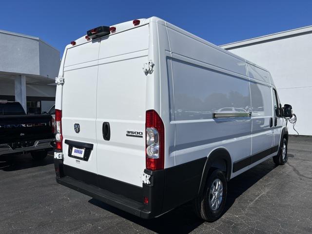 2025 RAM ProMaster 3500 Cargo Van SLT High Roof 159 WB EXT