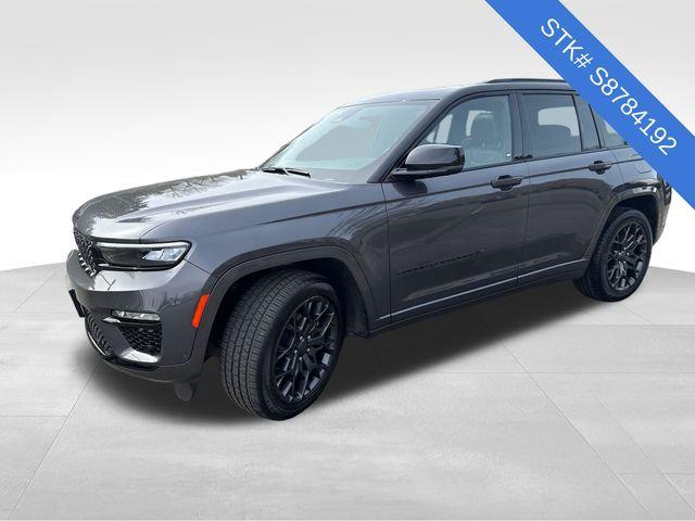 2025 Jeep Grand Cherokee GRAND CHEROKEE SUMMIT 4X4