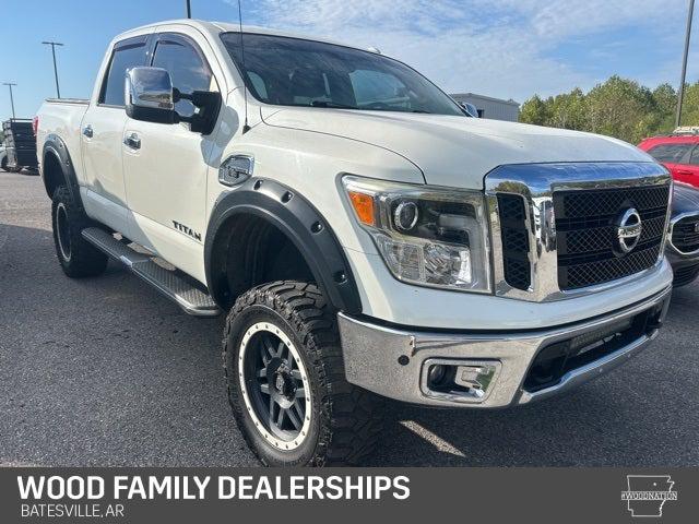 2017 Nissan TITAN SL