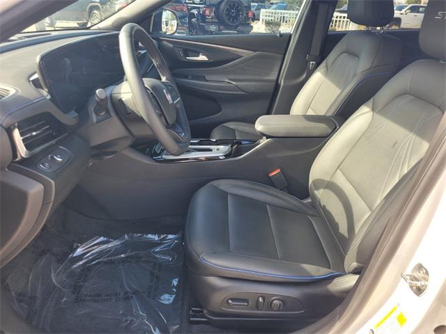 2024 Buick Envista Sport Touring FWD 2024 Buick Envista Sport Touring FWD