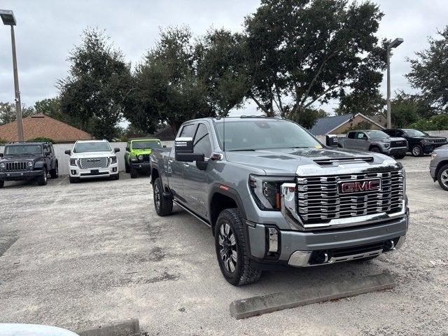 2024 GMC Sierra 2500HD 4WD Crew Cab Standard Bed Denali