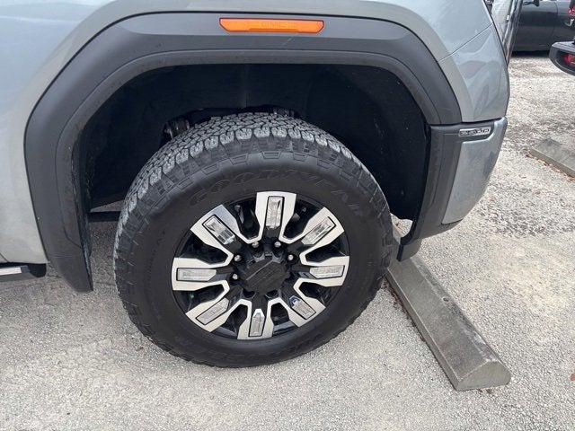2024 GMC Sierra 2500HD 4WD Crew Cab Standard Bed Denali