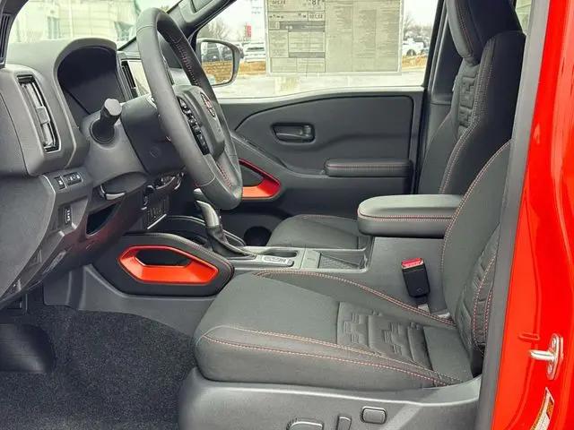 2026 Nissan Frontier Crew Cab PRO-4X 4x4