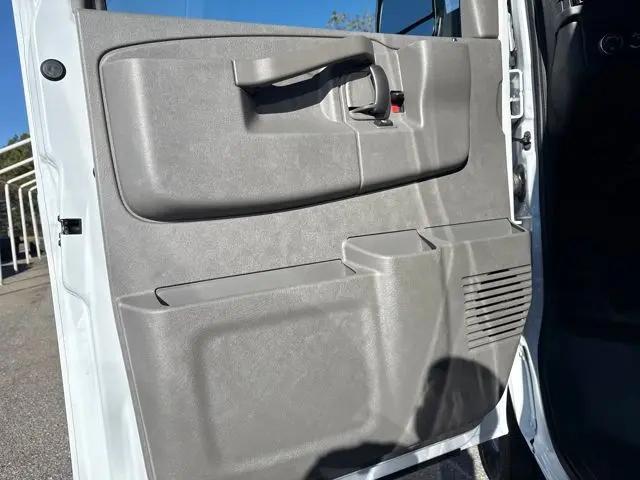 2025 Chevrolet Express Cargo Van RWD 2500 Regular Wheelbase WT
