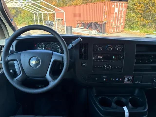 2025 Chevrolet Express Cargo Van RWD 2500 Regular Wheelbase WT