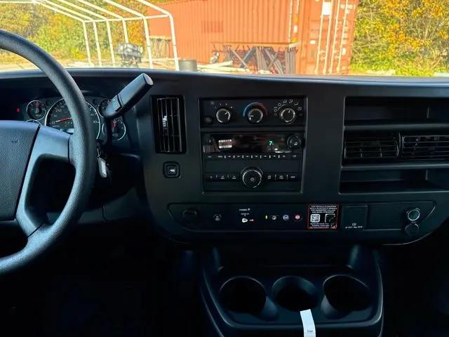 2025 Chevrolet Express Cargo Van RWD 2500 Regular Wheelbase WT