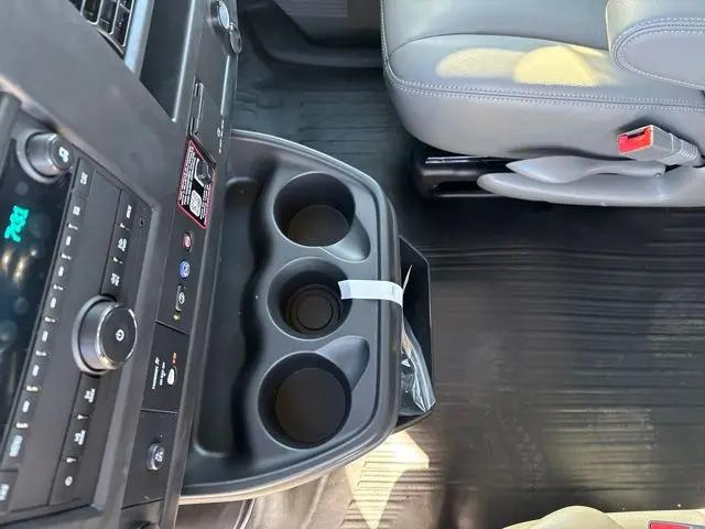 2025 Chevrolet Express Cargo Van RWD 2500 Regular Wheelbase WT