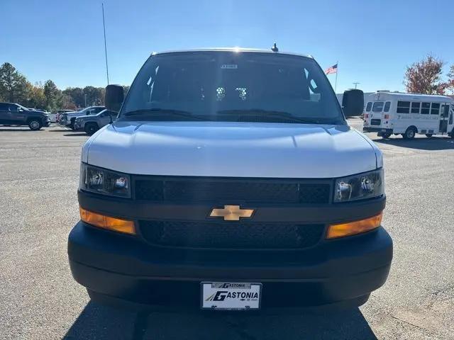 2025 Chevrolet Express Cargo Van RWD 2500 Regular Wheelbase WT