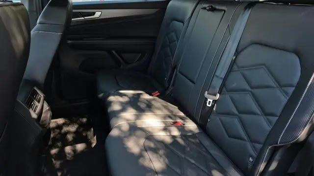 2026 Volkswagen Atlas Cross Sport SE