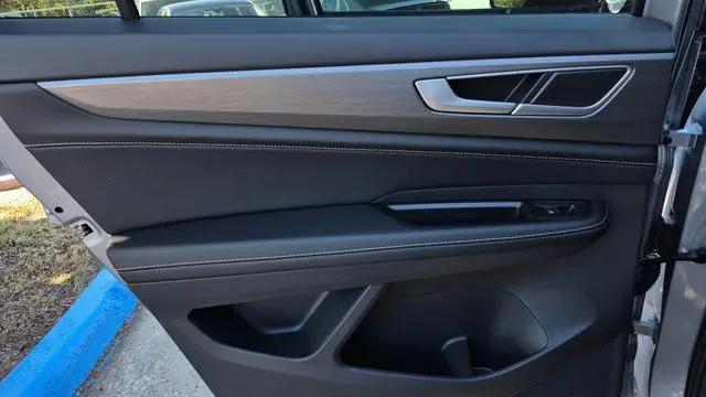2026 Volkswagen Atlas Cross Sport SE
