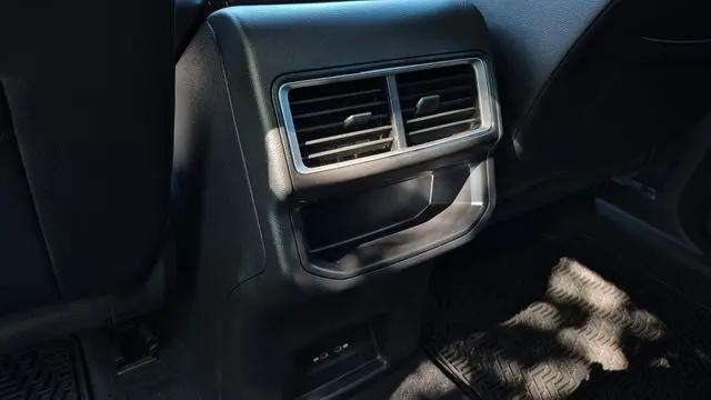 2026 Volkswagen Atlas Cross Sport SE