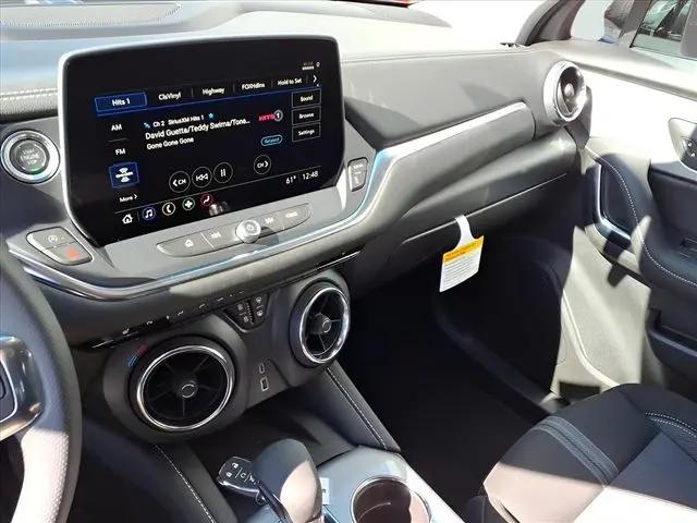 2025 Chevrolet Blazer FWD 2LT
